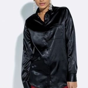 BLACK SATIN SHIRT
BLACK